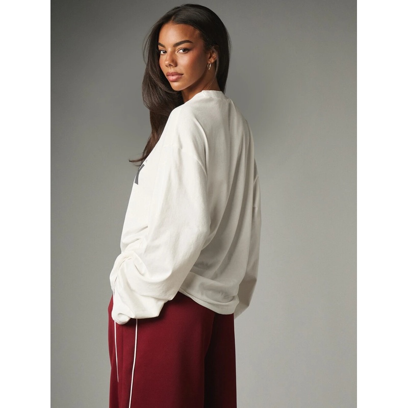 Crew Neck Long Sleeve Graphic  - огляд і ціна Tee Graphic Print